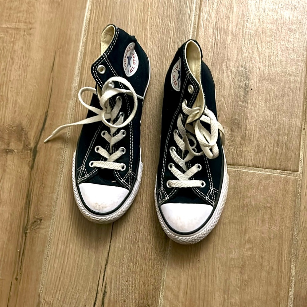 Converse Chuck  Taylor black size 2 kids